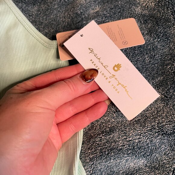 NWT Spiritual Gangster Infinity Seamless Tank Beach Glass Size M/L - Picture 2 of 6